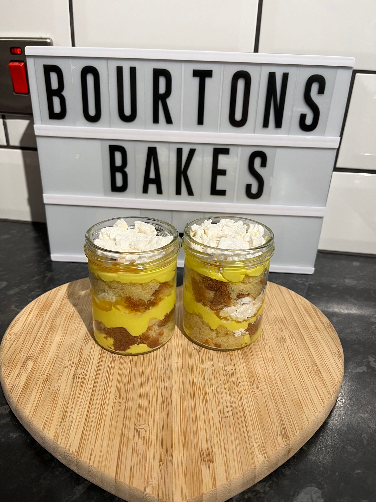 Lemon meringue cake jars x2